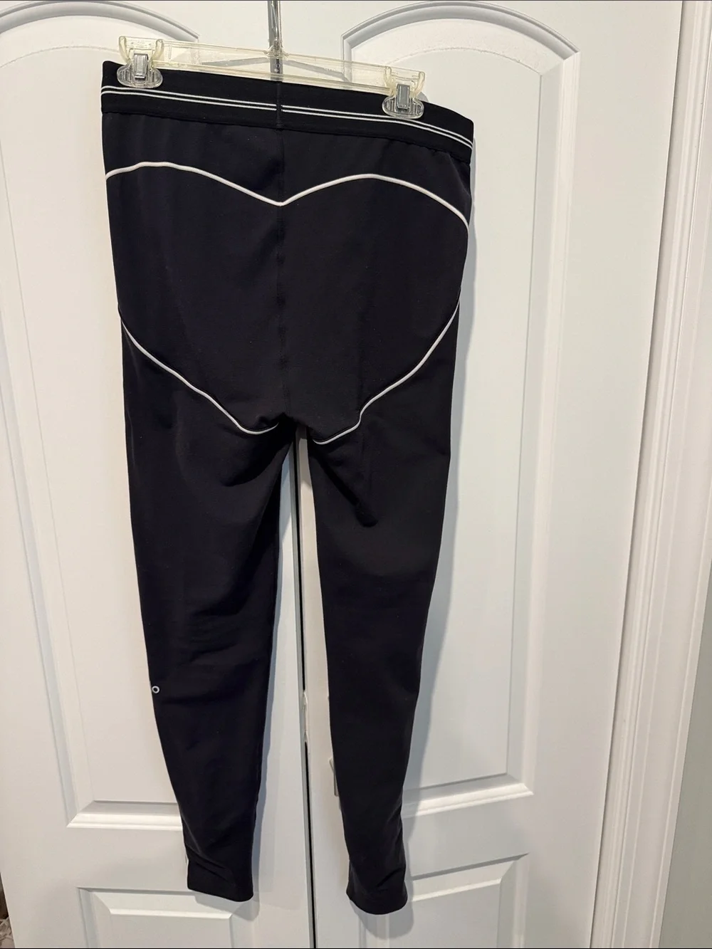 ALO Heart Throb Leggings